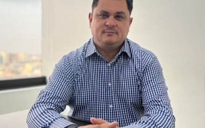 Articulo publicado en la revista Universo Hitss