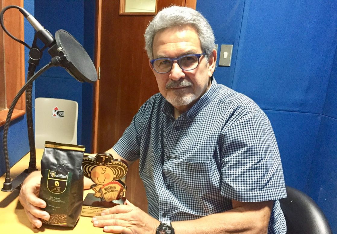 Dr. Mario Canessa Oneto